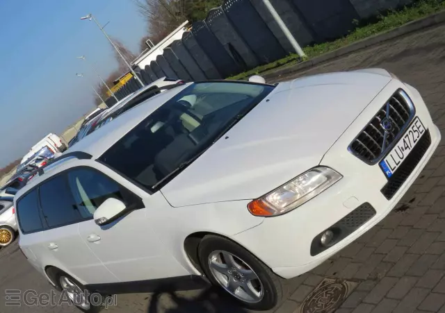 VOLVO V70 2.0D Kinetic