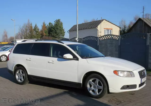 VOLVO V70 2.0D Kinetic