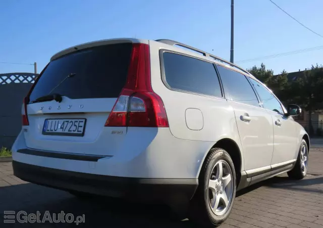 VOLVO V70 2.0D Kinetic