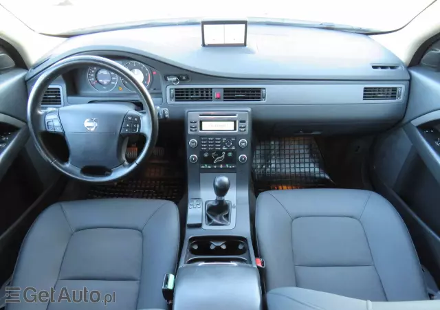 VOLVO V70 2.0D Kinetic