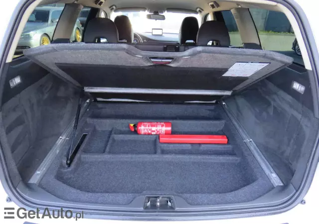 VOLVO V70 2.0D Kinetic