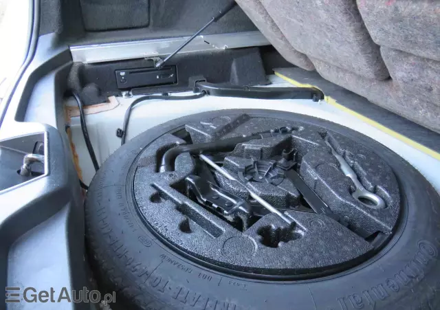 VOLVO V70 2.0D Kinetic