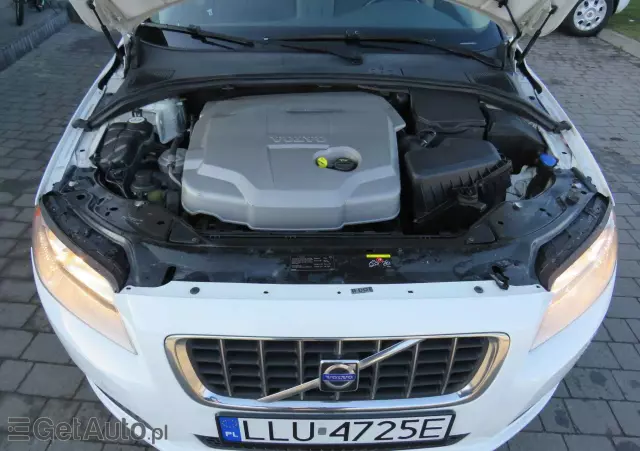 VOLVO V70 2.0D Kinetic