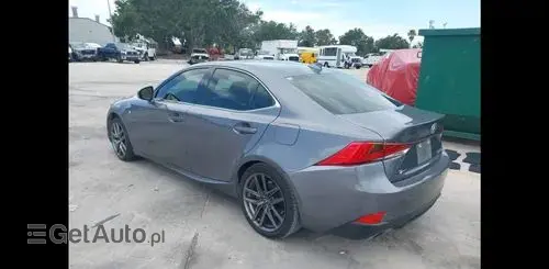 LEXUS IS 