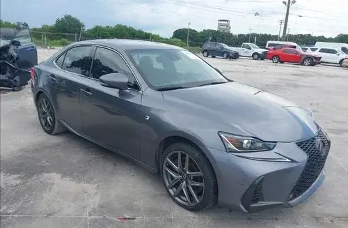 LEXUS IS 