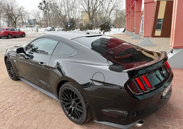 FORD Mustang 5.0 V8 GT