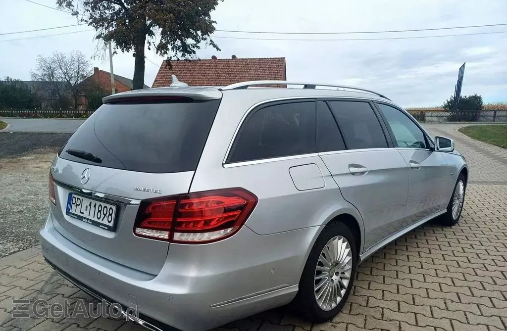 MERCEDES-BENZ Klasa E 