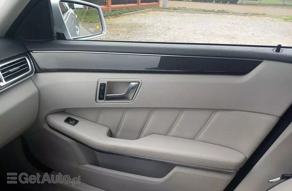 MERCEDES-BENZ Klasa E 