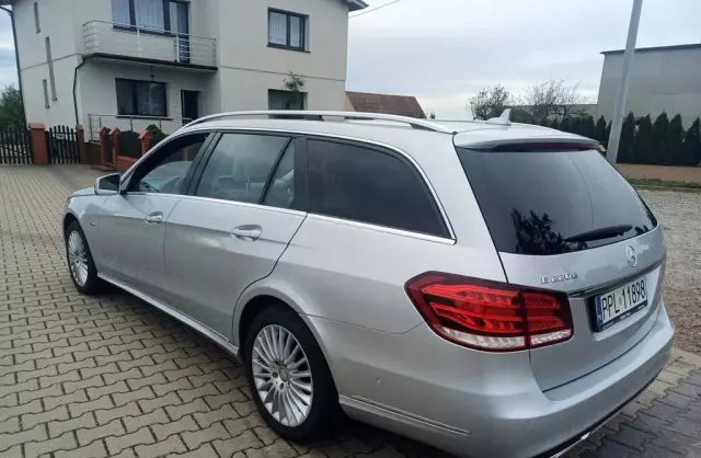 MERCEDES-BENZ Klasa E 