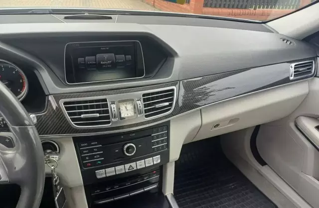 MERCEDES-BENZ Klasa E 