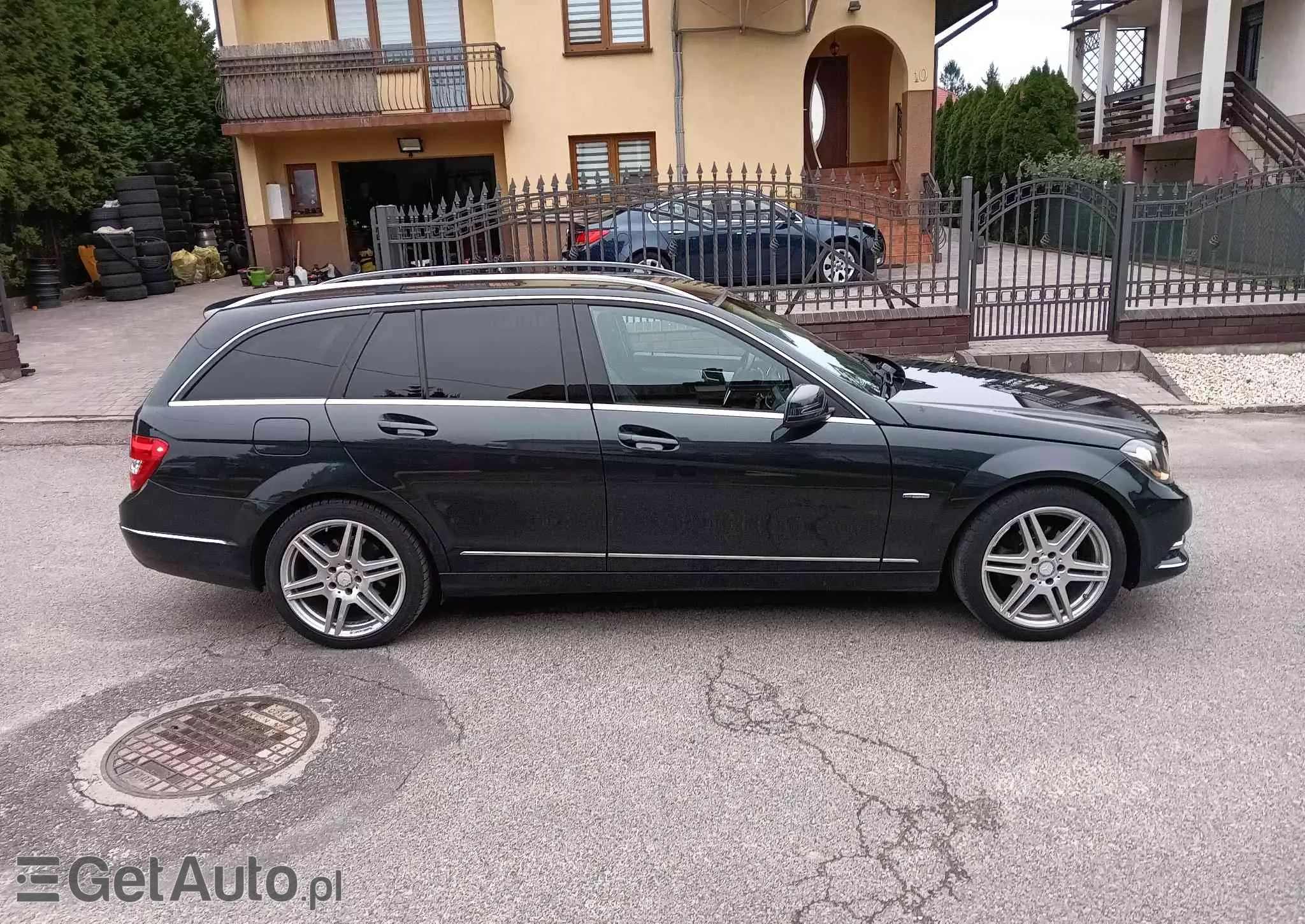 MERCEDES-BENZ Klasa C 220 T CDI DPF (BlueEFFICIENCY) Avantgarde