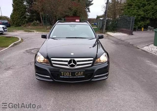 MERCEDES-BENZ Klasa C 220 T CDI DPF (BlueEFFICIENCY) Avantgarde