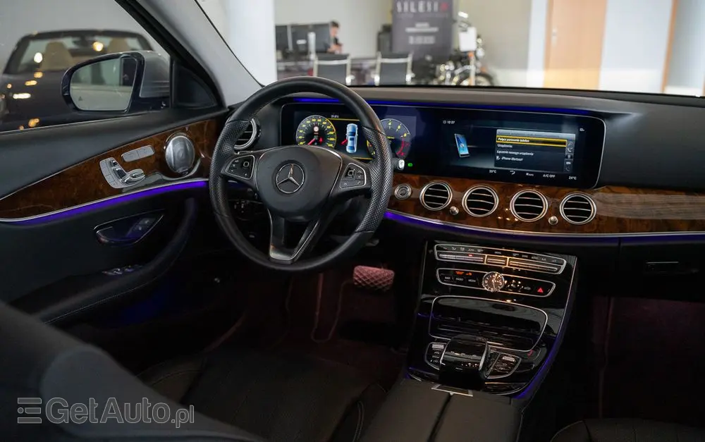 MERCEDES-BENZ Klasa E 