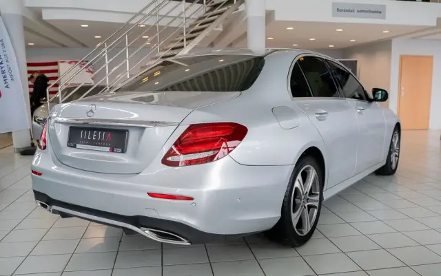 MERCEDES-BENZ Klasa E 