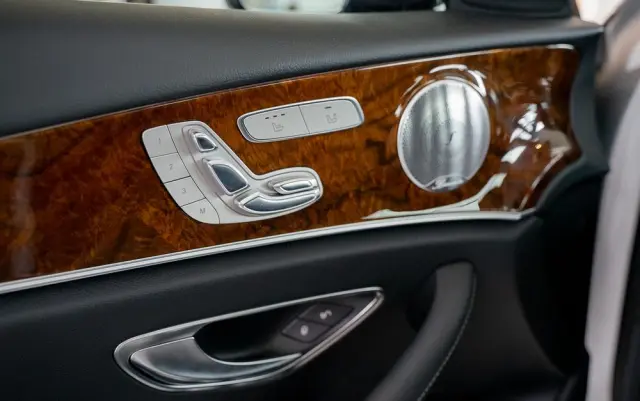 MERCEDES-BENZ Klasa E 