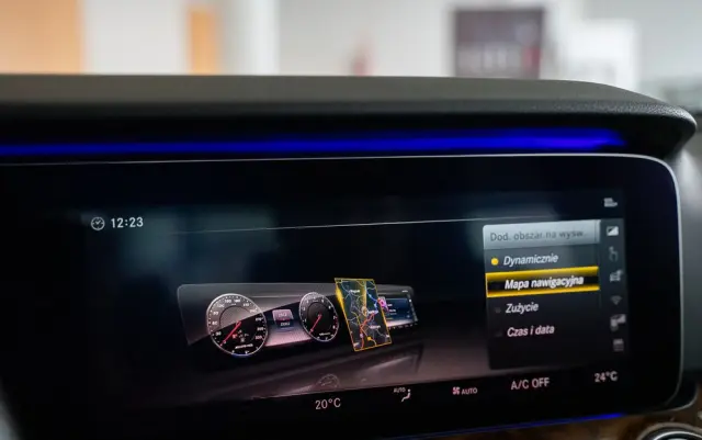 MERCEDES-BENZ Klasa E 