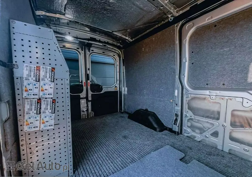 FORD FT 350 2.2 TDCi MR`14 E5 3.5t 