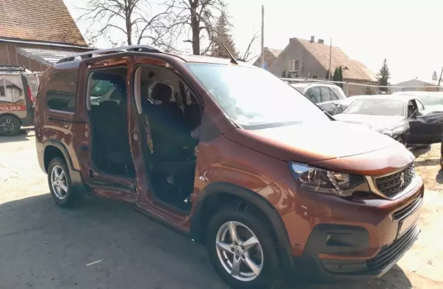 PEUGEOT Rifter 