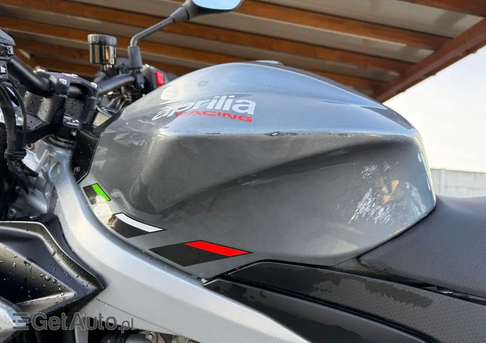 APRILIA Tuono 
