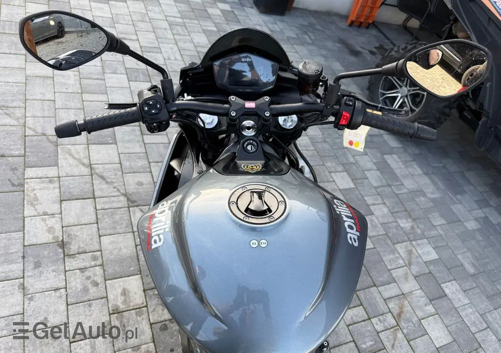 APRILIA Tuono 