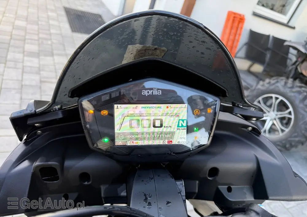 APRILIA Tuono 