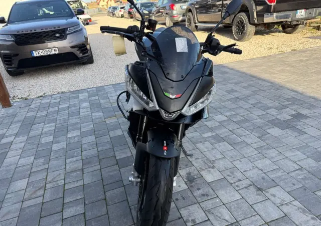 APRILIA Tuono 