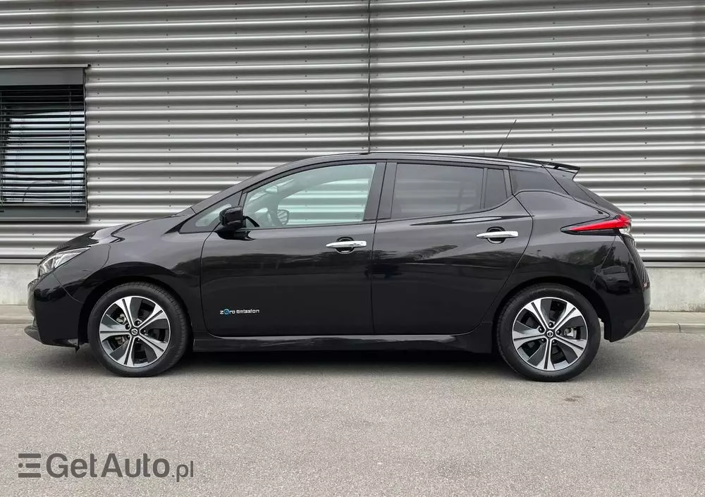 NISSAN Leaf 40 kWh Tekna