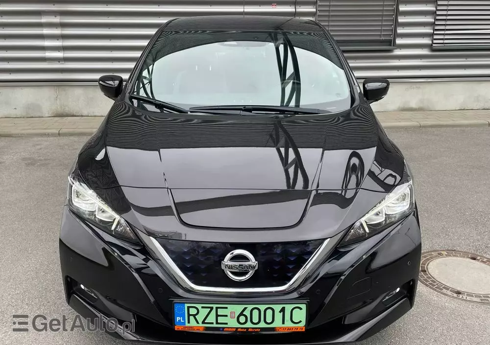 NISSAN Leaf 40 kWh Tekna