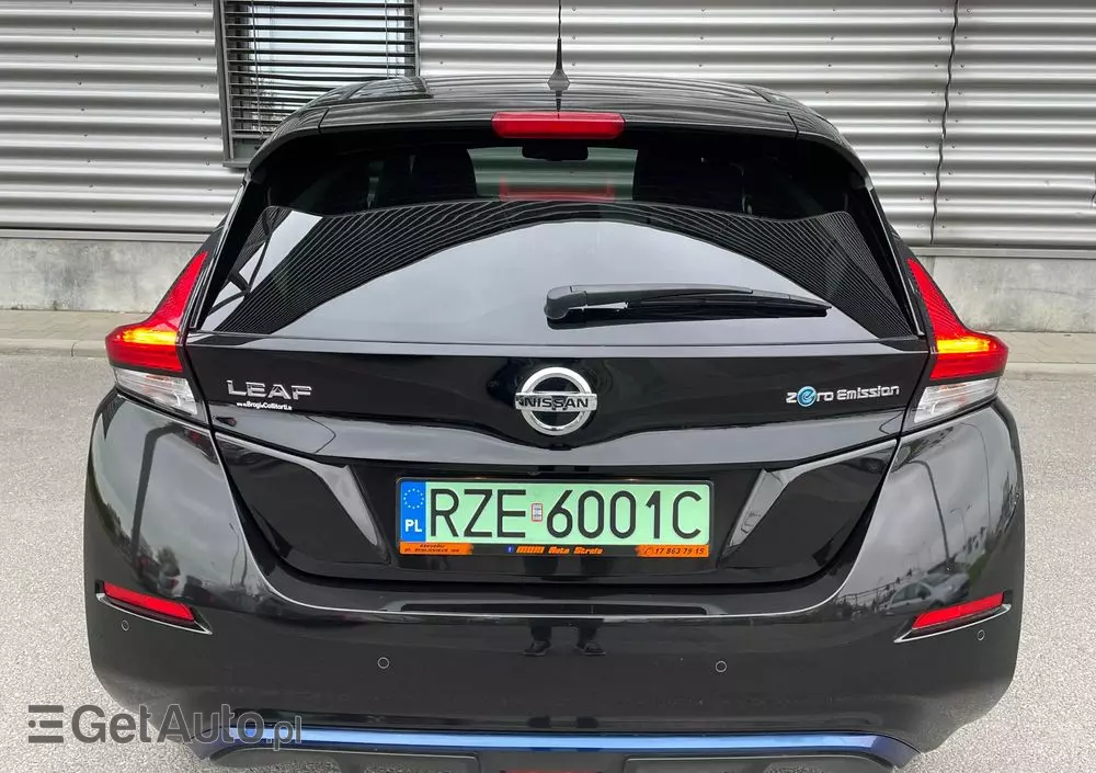 NISSAN Leaf 40 kWh Tekna