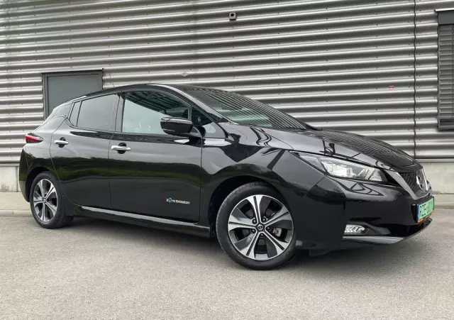 NISSAN Leaf 40 kWh Tekna