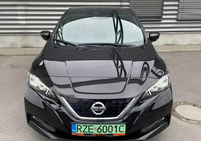 NISSAN Leaf 40 kWh Tekna