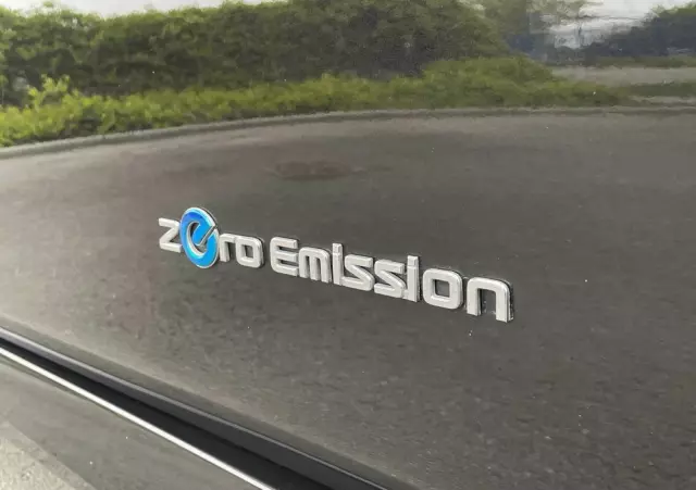 NISSAN Leaf 40 kWh Tekna