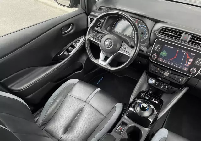 NISSAN Leaf 40 kWh Tekna