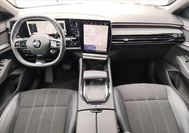 RENAULT Austral 1.3 TCe mHEV Techno