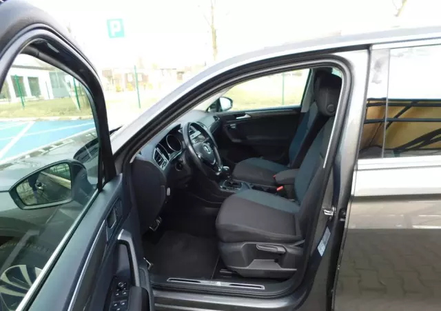 VOLKSWAGEN Tiguan 2.0 TDI BMT SCR IQ Drive DSG