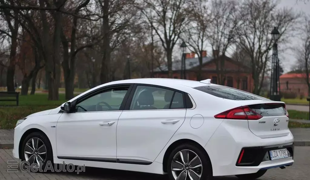 HYUNDAI IONIQ 
