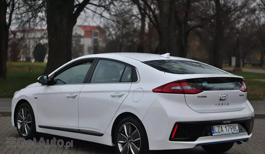 HYUNDAI IONIQ 