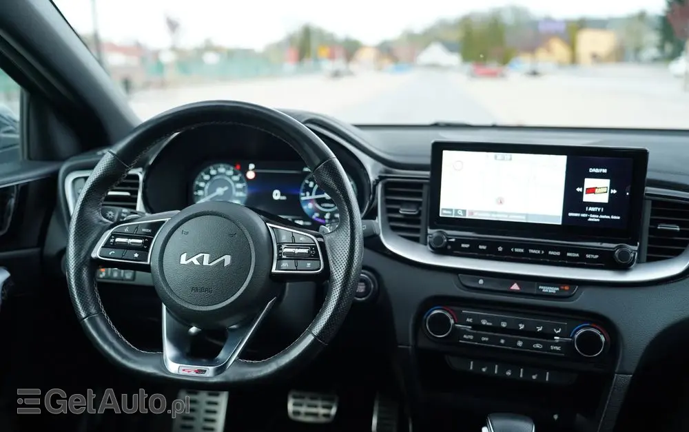 KIA Ceed 1.5 T-GDI DCT7 OPF GT Line
