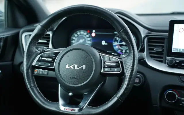 KIA Ceed 1.5 T-GDI DCT7 OPF GT Line