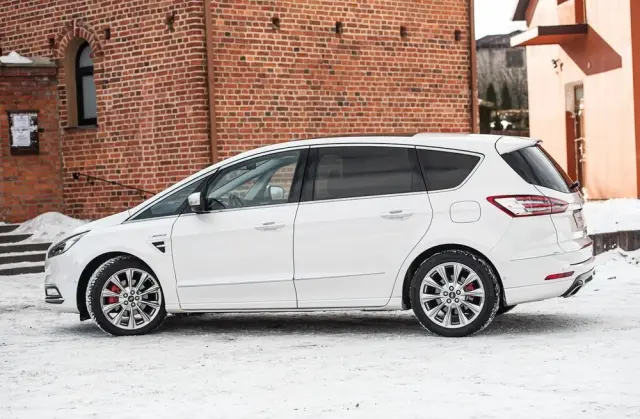 FORD S-Max 2.0 EcoBlue Allrad VIGNALE