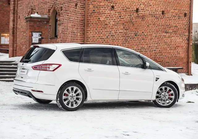 FORD S-Max 2.0 EcoBlue Allrad VIGNALE