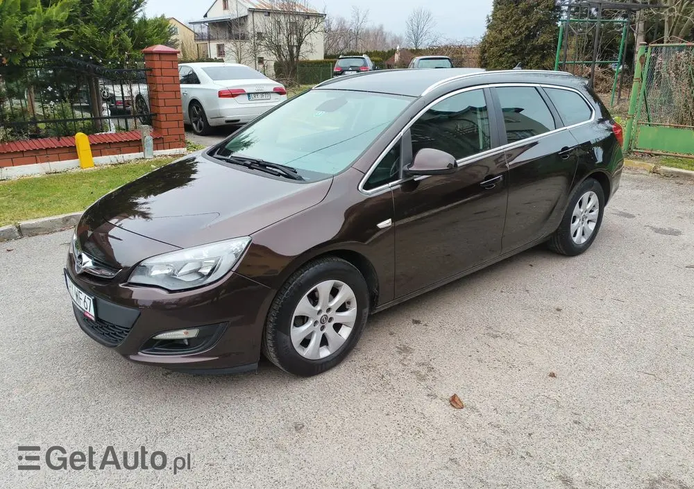 OPEL Astra 1.4 T Cosmo S&S