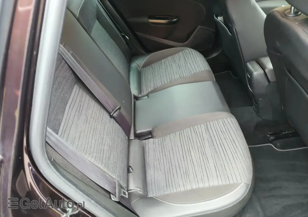 OPEL Astra 1.4 T Cosmo S&S