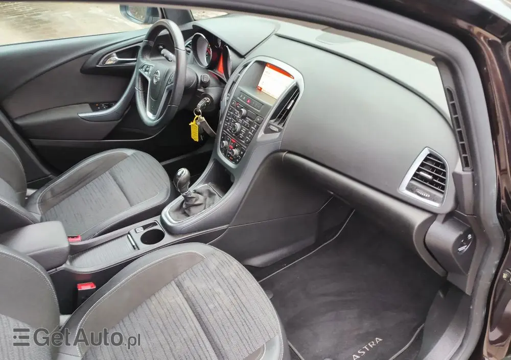 OPEL Astra 1.4 T Cosmo S&S