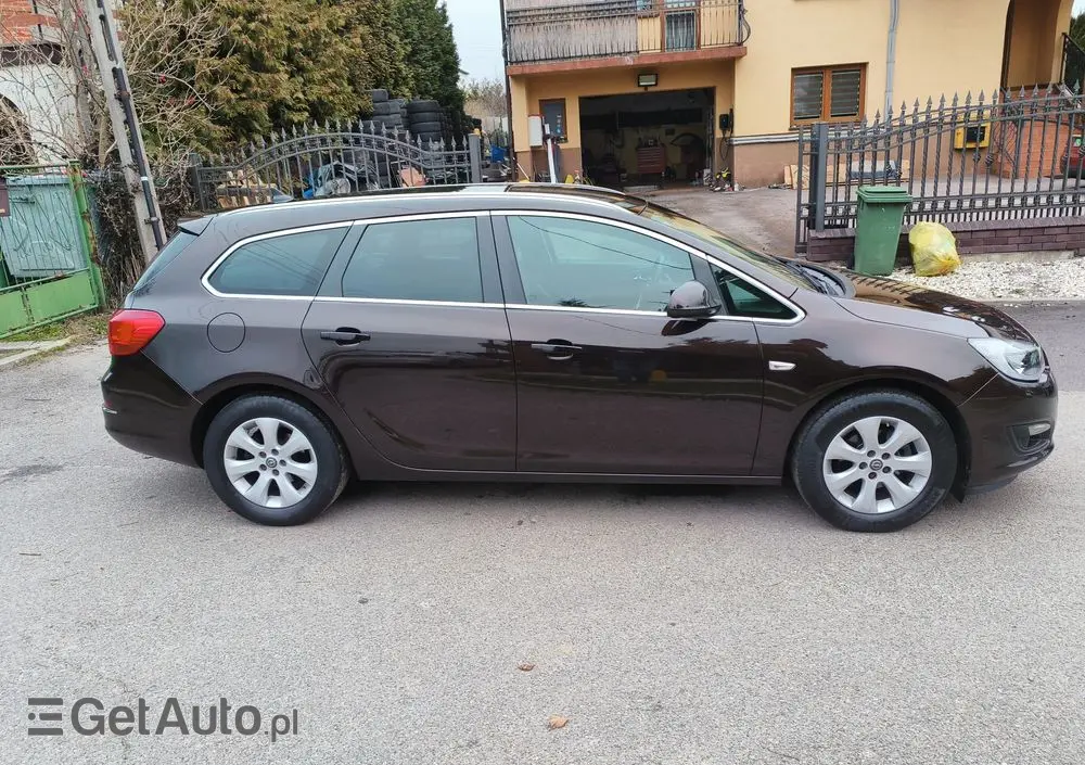 OPEL Astra 1.4 T Cosmo S&S