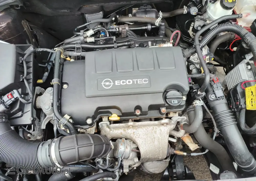 OPEL Astra 1.4 T Cosmo S&S