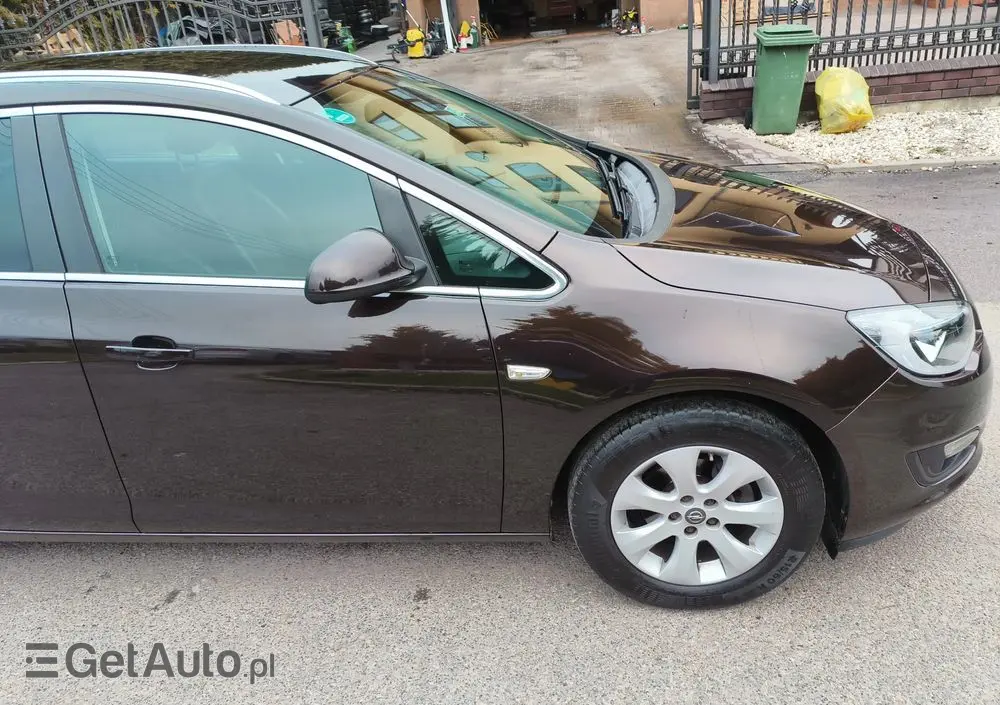 OPEL Astra 1.4 T Cosmo S&S