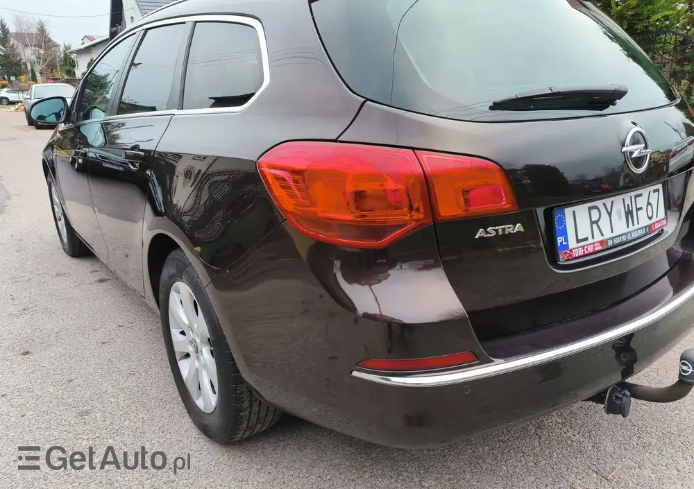 OPEL Astra 1.4 T Cosmo S&S