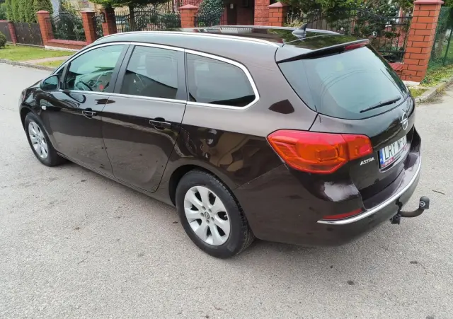 OPEL Astra 1.4 T Cosmo S&S