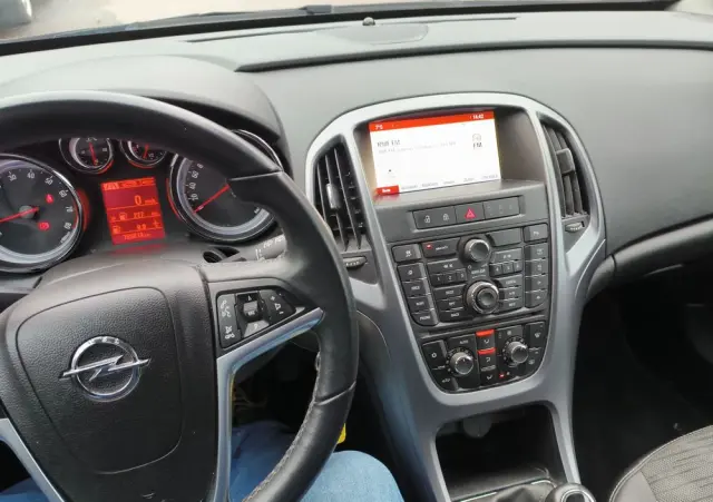 OPEL Astra 1.4 T Cosmo S&S